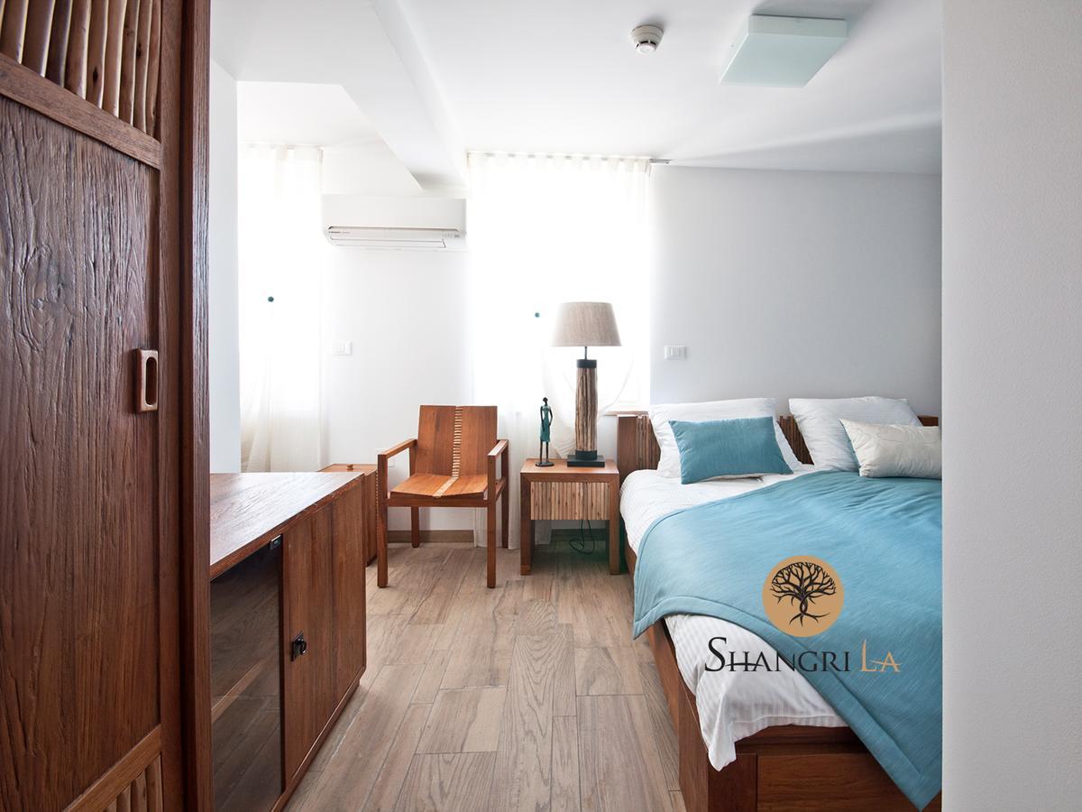 Shangri La (adults Only) 2*