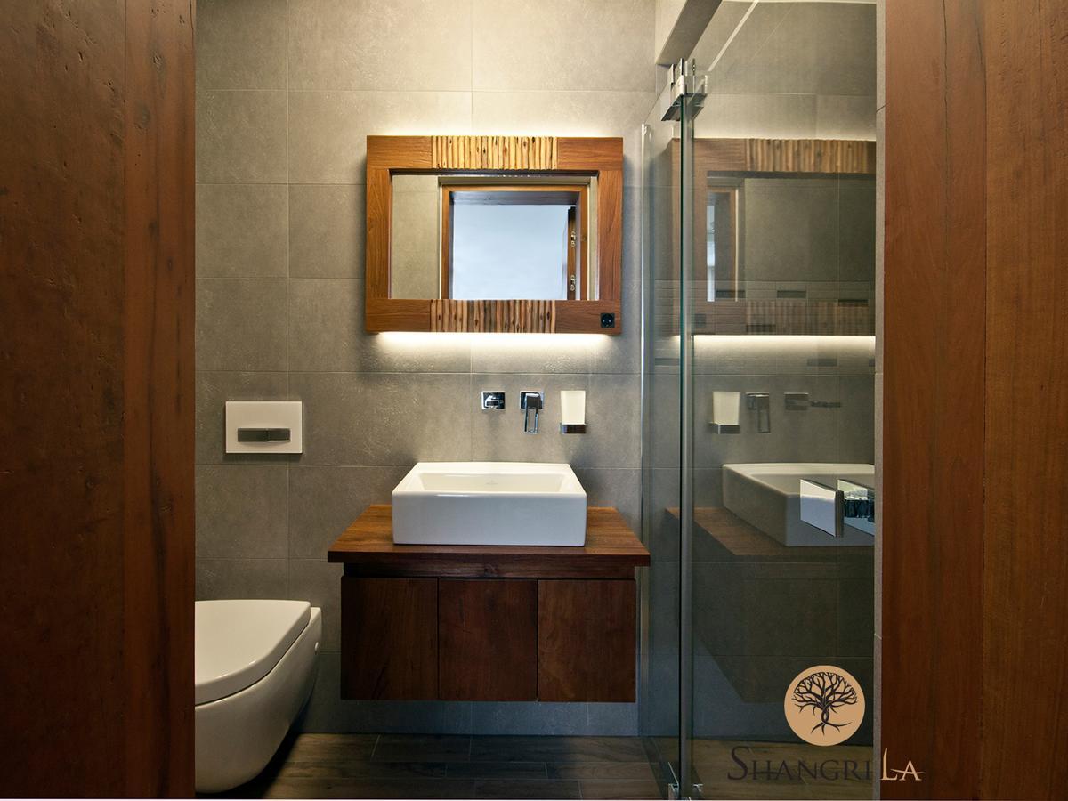 Shangri La (adults Only) Nočitev z zajtrkom Ljubljana